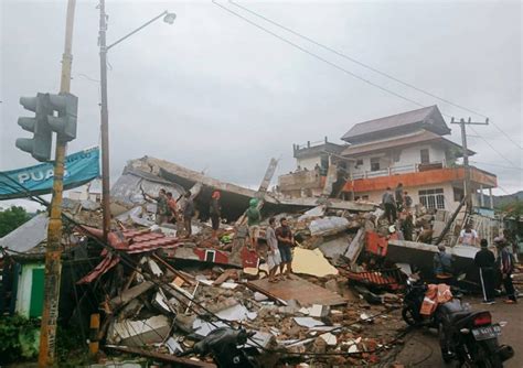 印尼62级地震 增至最少35人死 马来西亚诗华日报新闻网