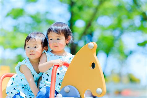 18 Fun Facts About Twins | LLU Center for Fertility and IVF