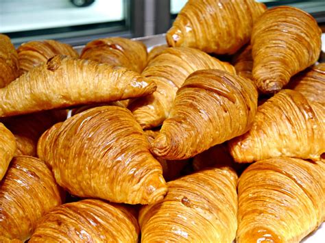 El Millor Croissant Despanya A La Pastisseria Canal De Barcelona El