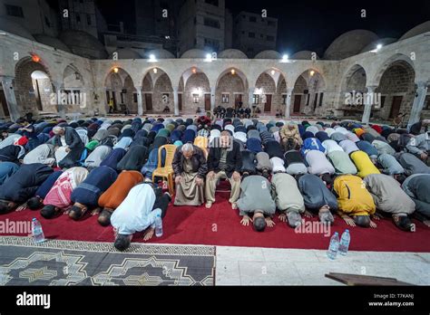 Gaza Palestine Th May Muslims Seen Taking Part In Taraweeh