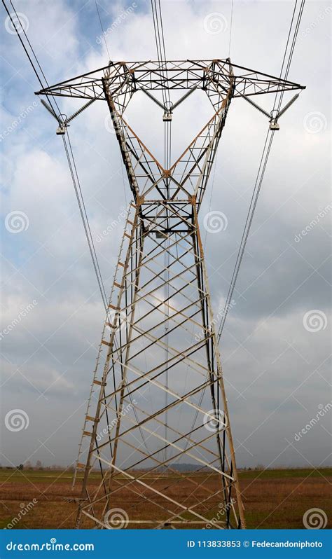 High Voltage Pylon With Electric Cables Stock Image Image Of Bills