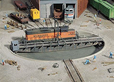 Walthers Cornerstone SeriesÂ® Ho Scale 90 Turntable Kit Pit Diameter