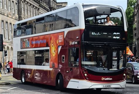 632 SJ21 MZW Lothian Buses Volvo B5TL ADL Enviro400 MMC Flickr