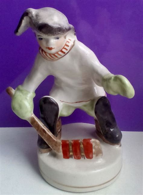 Vintage Ceramic Hockey Goalie 1950s | HockeyGods