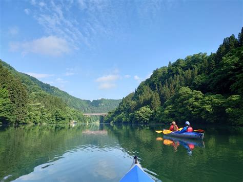 福島・奥会津の「霧幻峡カヤックツアー」が7月8日より本格始動 雄大な只見川にカヤックで漕ぎ出し、心身をリフレッシュ｜アクティビティ奥会津の