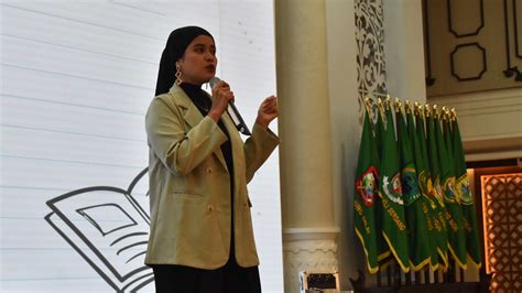 Belajar Tekun dan Sabar dari Sosok Luluk HF, Penulis Muda Inspiratif ...