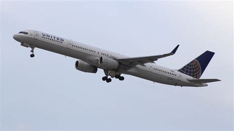 United Boeing Departs Los Angeles So Cal Metro Flickr