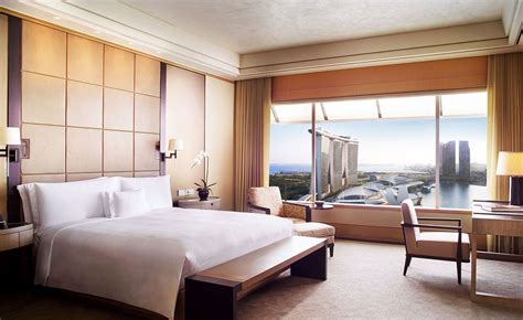 Ritz Suite at the Ritz-Carlton Millenia | Wallpaper