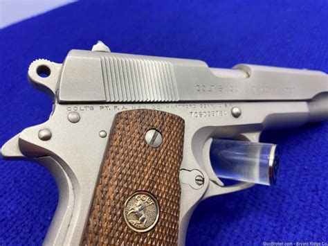 1975 Colt Combat Commander 45 ACP 4 1 4 DESIRABLE SATIN NICKEL