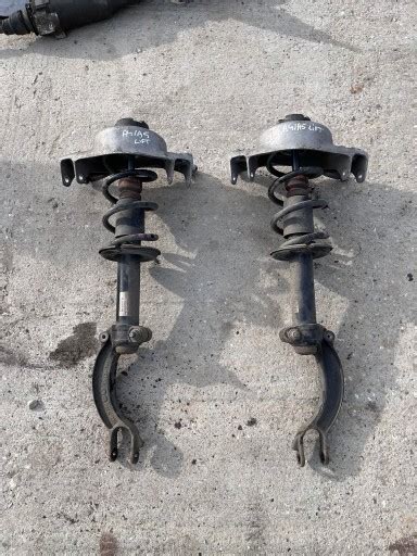 AUDI A5 8T A4B8 Q5 LIFT AMORTYZATOR MCPERSON PRZÓD 8K0 413 031 BE za