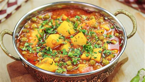 Aloo Matar Recipe In Urdu آلو مٹر