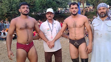 Subash Reasi Vs Muneer Domail Kushti Dangal Katra Subash