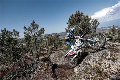 Wil Ruprecht Y Josep Garc A Calientan El Endurogp De Portugal Moto Pro