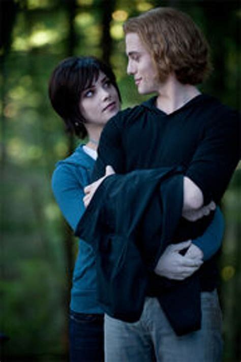 Alice Cullen And Jasper Hale Twilights Break The Twilight Fanon