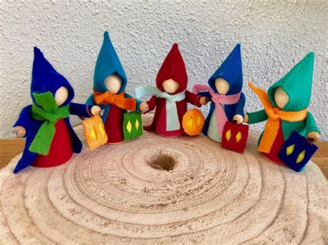 Gratis Patroon Voor Sint Maarten Vilt Popjes Peg Dolls Waldorf