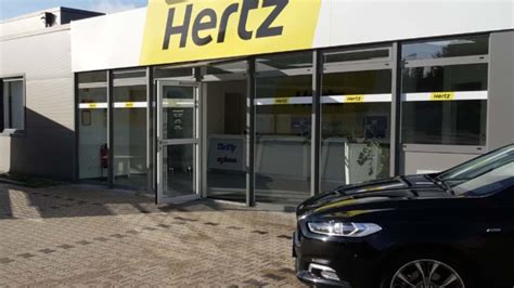 Autovermieter Hertz Zögert Bei Geplantem Kauf Von 100 000 Teslas