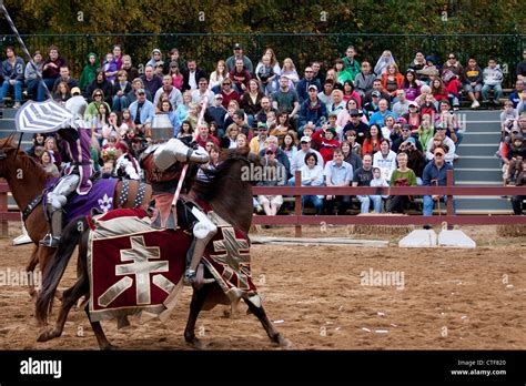 Jousting At A Renaissance Festival Stock Photo - Alamy