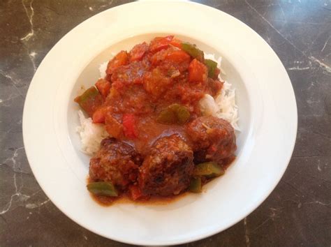 Hackbällchen in Paprika Tomaten Sauce von Uschanka Chefkoch de