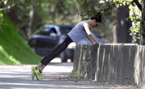 Hot Emmy Rossum Big Butt Photos ThBlog