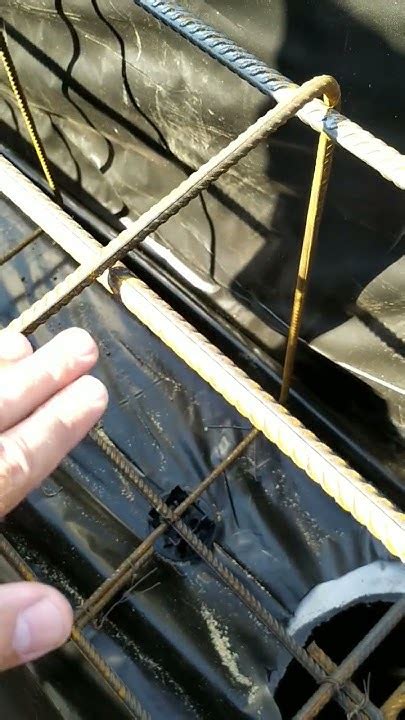 Монтаж арматурного каркаса для фундамента дома. Строительство домов в ...