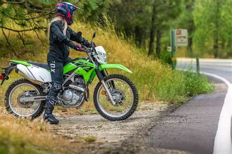 Kredit Kawasaki KLX 150 Edisi Agustus 2023 Angsuran Mulai 700 Ribuan