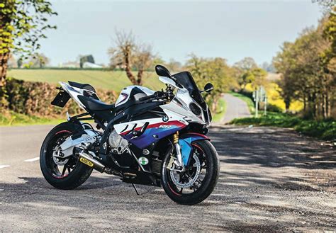 Living With A Bavarian Bullet Gen 1 S1000rr