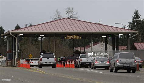 Fort Lewis Commissary, Washington – Military Bases