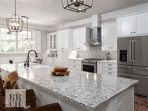 White Shaker Cabinets With White Quartz The Urban Decor