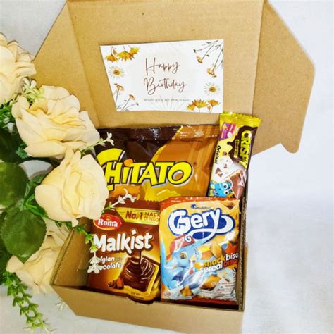 Jual Hampers Kado Ulang Tahun Wisuda Gift Box Snack Hampers Jajan