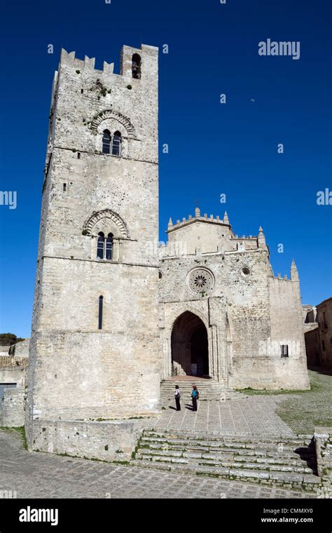 Sizilien Erice Kirche Mittelalter Fotos Und Bildmaterial In Hoher