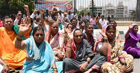 Protest Near Vidhana Soudha