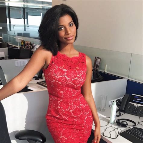 Taylor Rooks Classy Dress Fashion Sexy Outfits