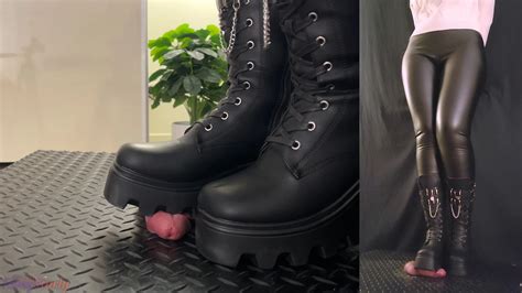 CHUNKY PLATFORMS HARD BOOTJOB Nude Pics XHamster