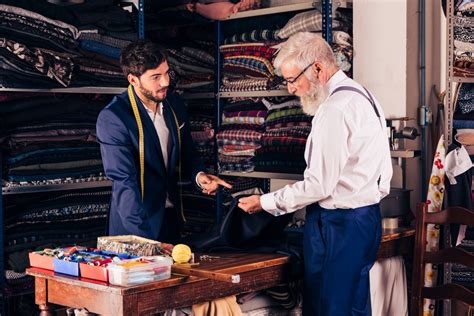 Want a Custom Suit? Follow These Effective Tricks | Allton's Clothiers