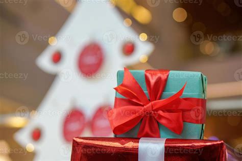 Close up wrapping gift box with ribbon 22804914 Stock Photo at Vecteezy