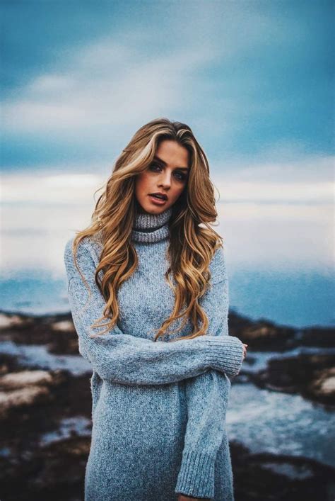 Pin en Marina Laswick en 2024 Mujeres Belleza mujer Feliz día de la