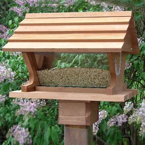 Belle Vista Gallon Cedar Hopper Bird Feeder