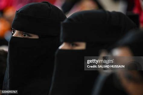 Afghanistan Women Rights Photos and Premium High Res Pictures - Getty ...