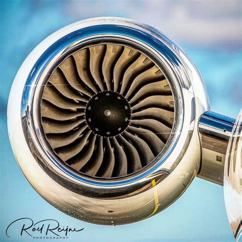 A Gulfstream G650 Rolls Royce Br725 Engine Avgeeks Rollsroyce Aviation Schiphol Pilot