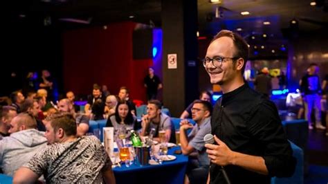 Imprezy Integracyjne Tony Zgrywus Quiz Show Pub Quiz Pozna