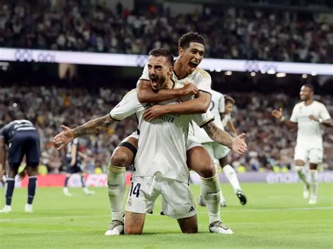 Meter Oito Em Goleada Contra O Valencia Jogador Do Real Madrid