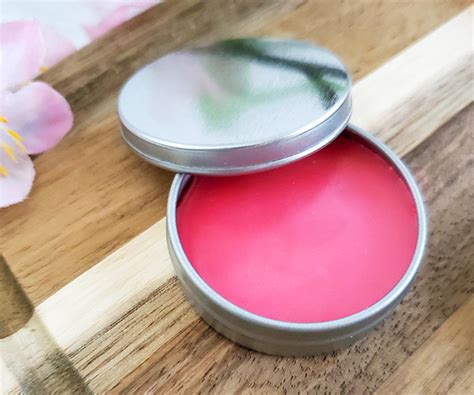 Diy Peppermint Lip Balm Recipe Ts Tweens Can Make