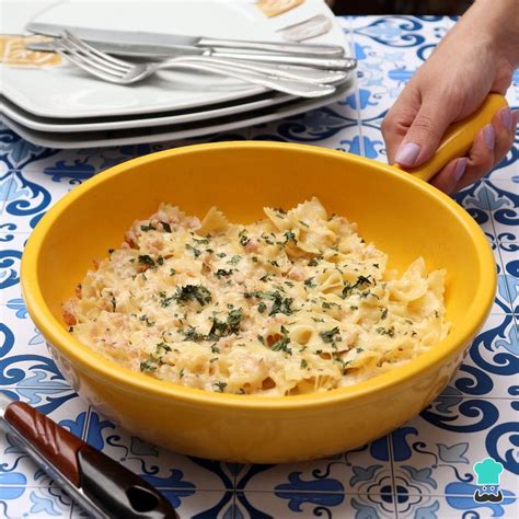 Macarrão Gravatinha De Forno Com Queijo E Presunto