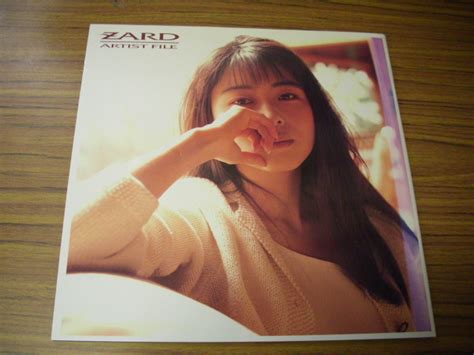 Yahoo オークション ZARD ARTIST FILE 坂井泉水