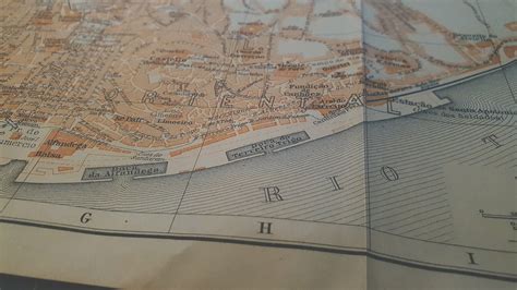 1911 Vintage Seville Map