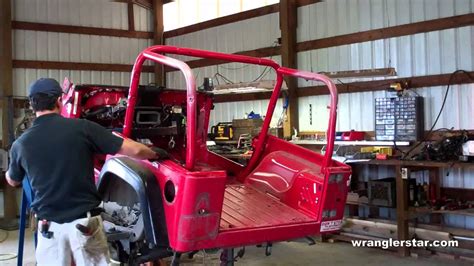 Removing Jeep Wrangler Rubicon Body Youtube