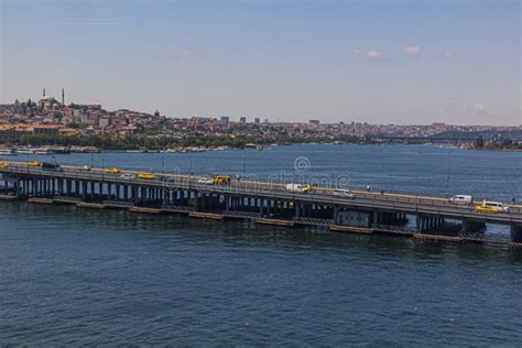 Ponte De Ataturk Em Istanbul Turk Foto De Stock Imagem De Cityscape