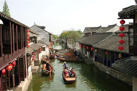 Travel images in Zhouzhuang tour photos in China