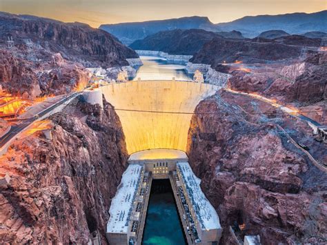 Tour The Hoover Dam In Las Vegas