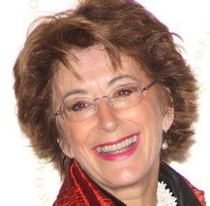 Maureen Lipman - Bio, Facts, Family | Famous Birthdays